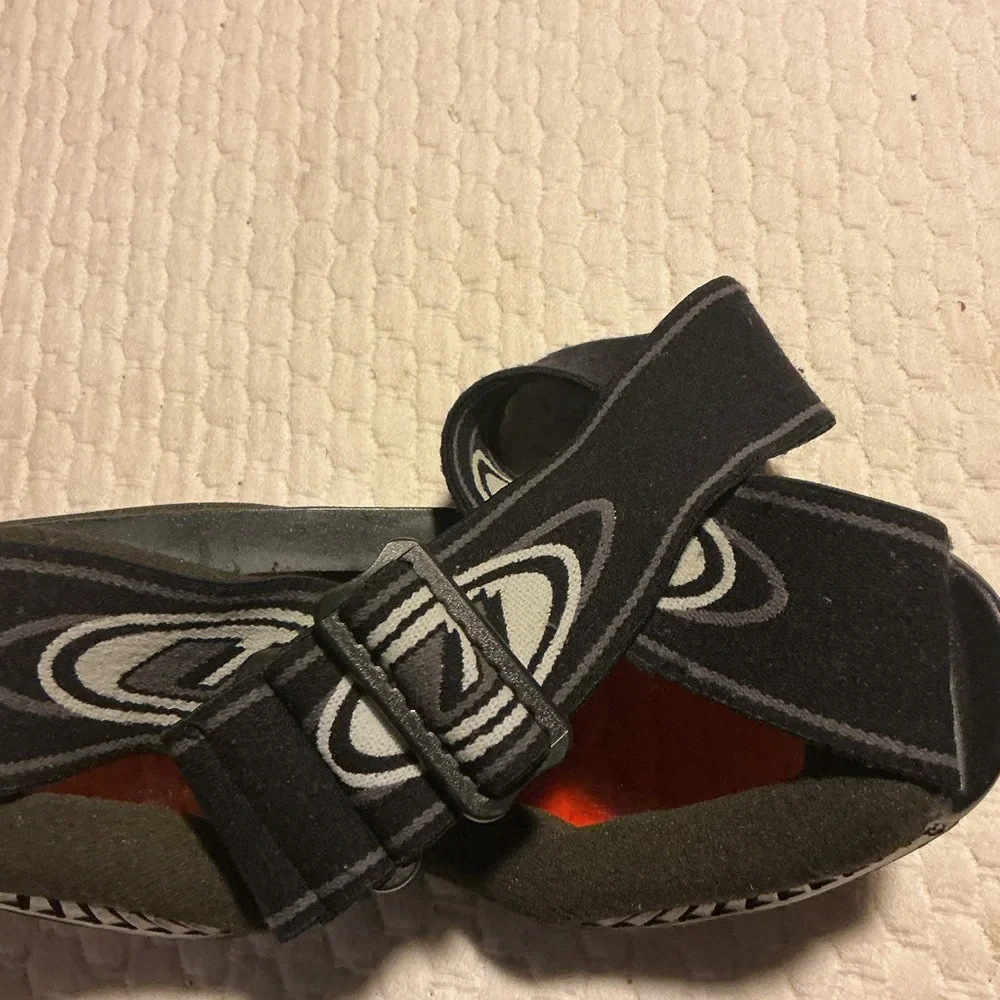 Black VR/Goggles with Orange Lenses